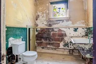 800 Franklin Ave, Aliquippa, PA 15001 - Photo 7