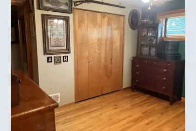 2261 Thomas Dr, North Huntingdon, PA 15642 - Photo 29