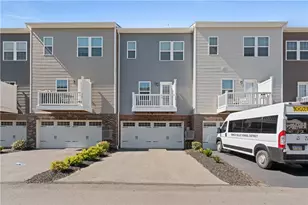 119 Sample Ln, Cranberry Township, PA 16066 - Photo 3