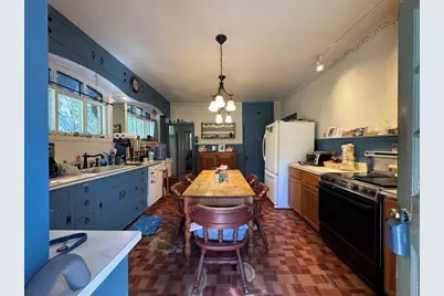 828 Brownhome Rd, Scott Township, PA 16101 - Photo 15