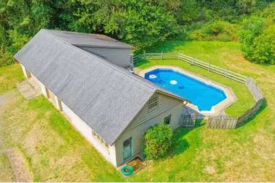 828 Brownhome Rd, Scott Township, PA 16101 - Photo 41