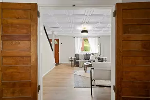 2703 Burham St, Pittsburgh, PA 15203 - Photo 11