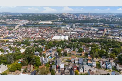 2703 Burham St, Pittsburgh, PA 15203 - Photo 43