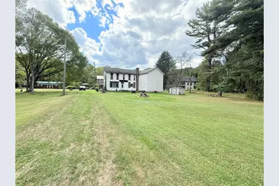 558 Whispering Pines Rd, Shade Township, PA 15924 - Photo 9