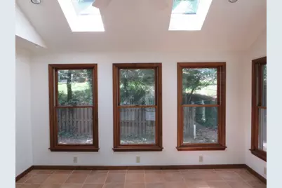 510 Westchester Dr, Hempfield Township, PA 15601 - Photo 11