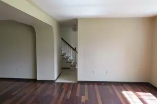 510 Westchester Dr, Hempfield Township, PA 15601 - Photo 5