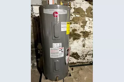 136 Bausman St, Pittsburgh, PA 15210 - Photo 13