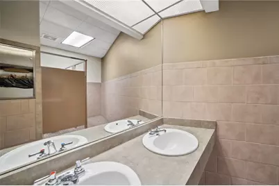 710 5th Ave Suite 3000, Pittsburgh, PA 15219 - Photo 17