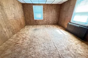 1933 Pennsylvania Ave, West Mifflin, PA 15122 - Photo 15