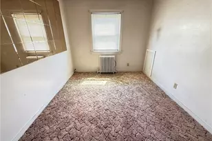 1933 Pennsylvania Ave, West Mifflin, PA 15122 - Photo 19