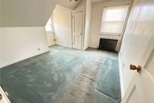 1933 Pennsylvania Ave, West Mifflin, PA 15122 - Photo 9