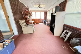 1933 Pennsylvania Ave, West Mifflin, PA 15122 - Photo 17