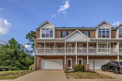 100 Brownstone Ct #1, Trafford, PA 15085 - Photo 1