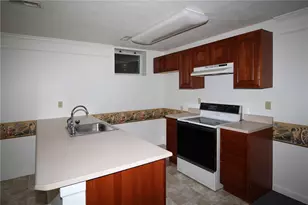 407 Commodore Dr, North Fayette, PA 15057 - Photo 33