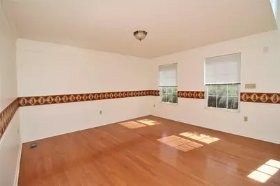 407 Commodore Drive, North Fayette, PA 15057 - Photo 7