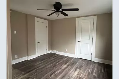 303 Pershing St, Ellwood City, PA 16117 - Photo 21