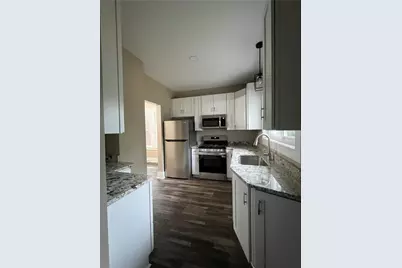 303 Pershing St, Ellwood City, PA 16117 - Photo 7