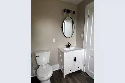 303 Pershing St, Ellwood City, PA 16117 - Photo 19