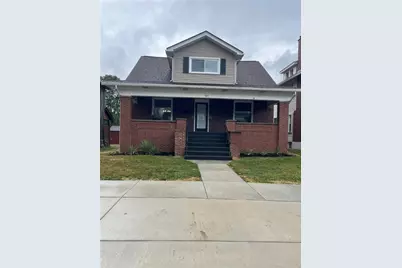 303 Pershing St, Ellwood City, PA 16117 - Photo 1