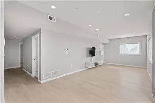 1825 Arcena St, Downtown Pgh, PA 15219 - Photo 15