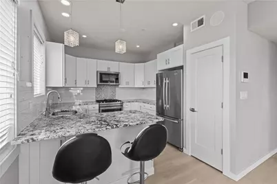 1825 Arcena Str. #3, Downtown Pgh, PA 15219 - Photo 9