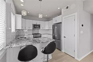 1825 Arcena St, Downtown Pgh, PA 15219 - Photo 9