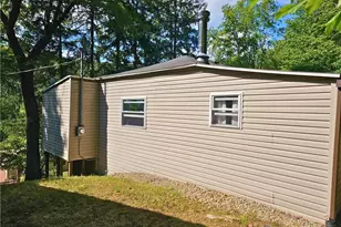 195 Kinch Rd, Moon-Crescent Township, PA 16301 - Photo 5