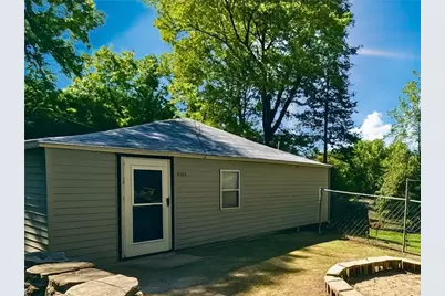 195 Kinch Rd, Moon-Crescent Township, PA 16301 - Photo 1