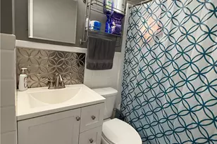 1051 Grandview Ave, Bridgeville, PA 15017 - Photo 17