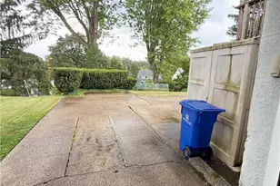 1051 Grandview Ave, Bridgeville, PA 15017 - Photo 25