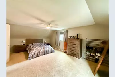 1051 Grandview Ave, Bridgeville, PA 15017 - Photo 13