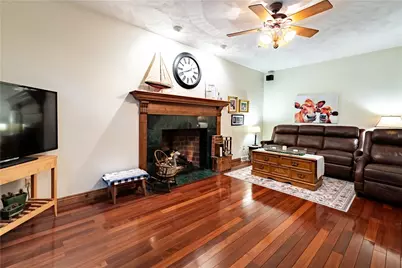 102 Patriot Lane, Franklin Township, PA 16001 - Photo 9