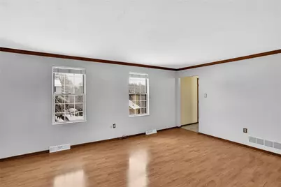 10191 Sudberry Dr, Pittsburgh, PA 15090 - Photo 9