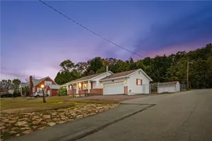 678 W Main St, Somerset Boro, PA 15501 - Photo 1