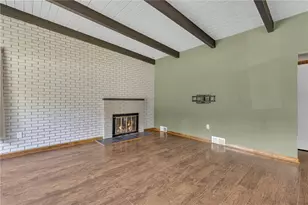 6162 Tuscarawas Rd, Ohioville, PA 15052 - Photo 3