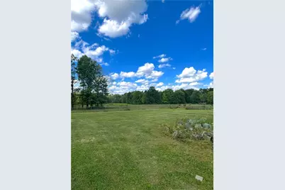 4217 Hillsville Rd, Pulaski Township, PA 16143 - Photo 7