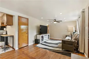 136 Wallace Ave, Wilkins Township, PA 15112 - Photo 9