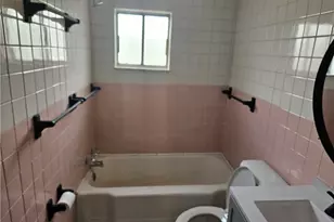 537 6th St, Braddock, PA 15104 - Photo 29