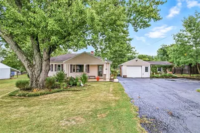 35 Milton St, Clark Boro, PA 16113 - Photo 1