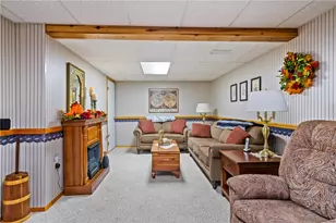 318 Ligonier Ln, Pittsburgh, PA 15068 - Photo 13