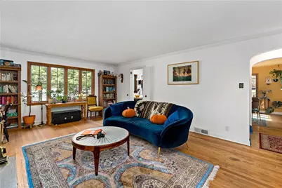 156 Woodland Dr, Pittsburgh, PA 15236 - Photo 7