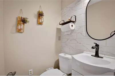 773 Hazelwood Ave, Pittsburgh, PA 15217 - Photo 21