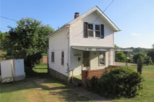 2891 Cherry St, Bethel Park, PA 15102 - Photo 3