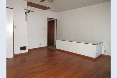 960 Pike Run Dr, Coal Center Boro, PA 15423 - Photo 13