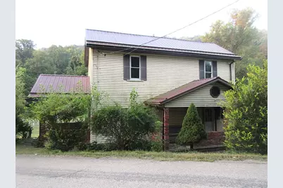 960 Pike Run Dr, Coal Center Boro, PA 15423 - Photo 1