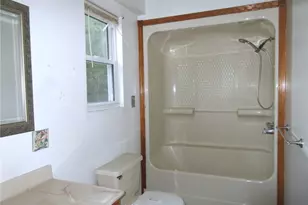 960 Pike Run Dr, Coal Center Boro, PA 15423 - Photo 9