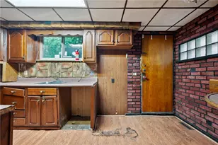 213 Wilbur St, Pittsburgh, PA 15210 - Photo 9