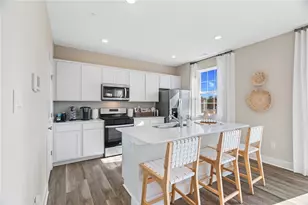 216 Rolling Ml Ln, Jefferson Hills, PA 15332 - Photo 9