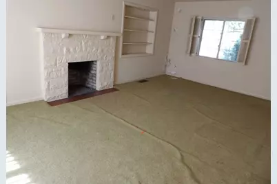 3611 W 3rd Ave, West Mayfield, PA 15010 - Photo 3