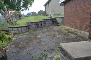 415 Oakland Ave, Charleroi Boro, PA 15022 - Photo 7